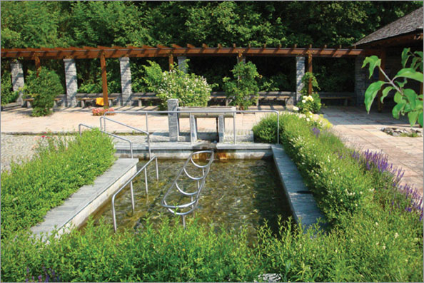 Kneipp-Anlage im Engelhaldepark in Kempten Kneipp-Anlage im Engelhaldepark in Kempten